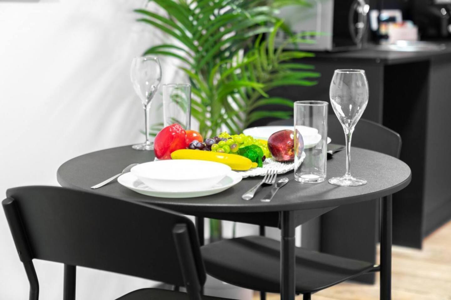Loft Style Apartment - Near City Centre - Smart Tv- Wifi - Parking - Top Rated - 3Nt برمنغهام المظهر الخارجي الصورة